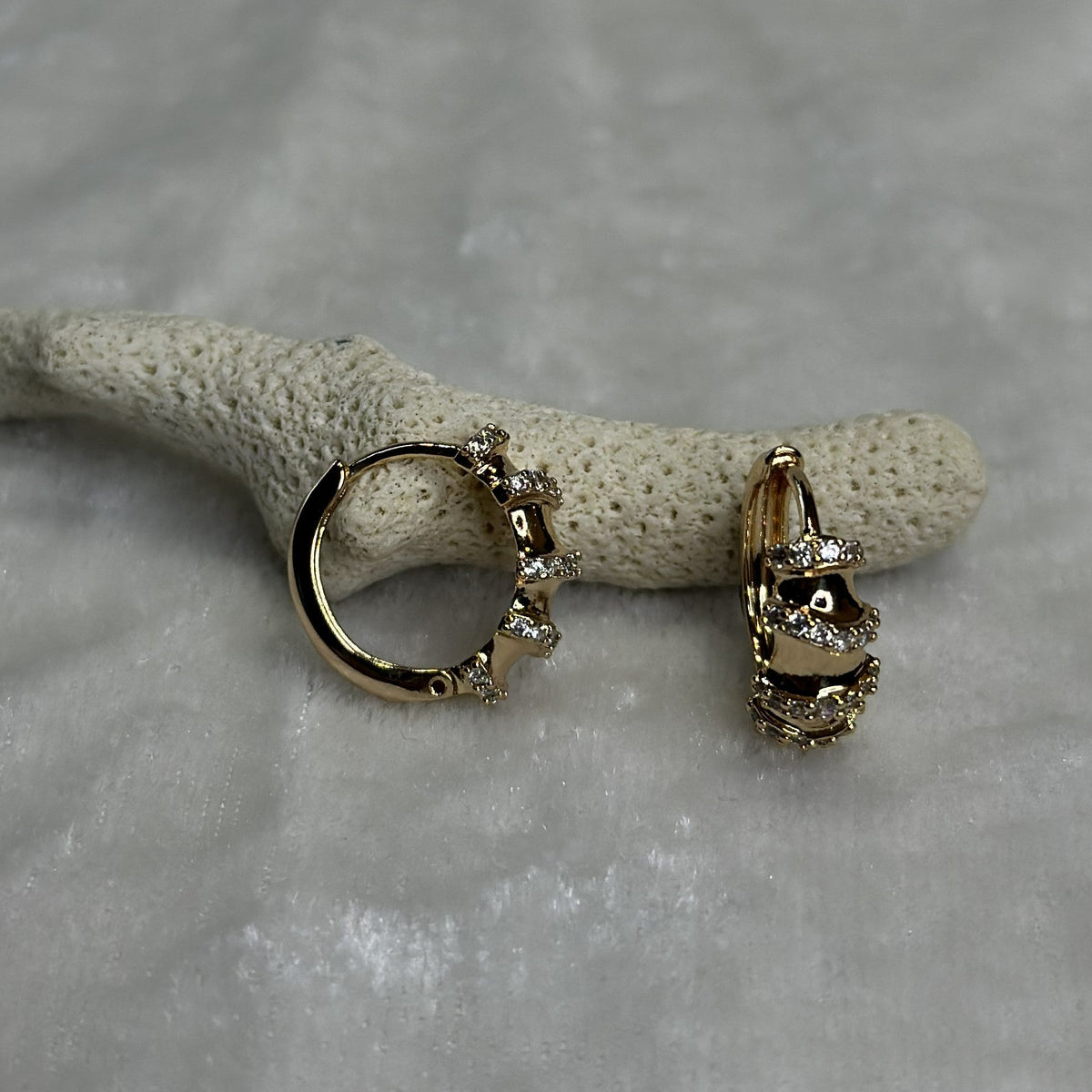 Ribbon Twist Hoops